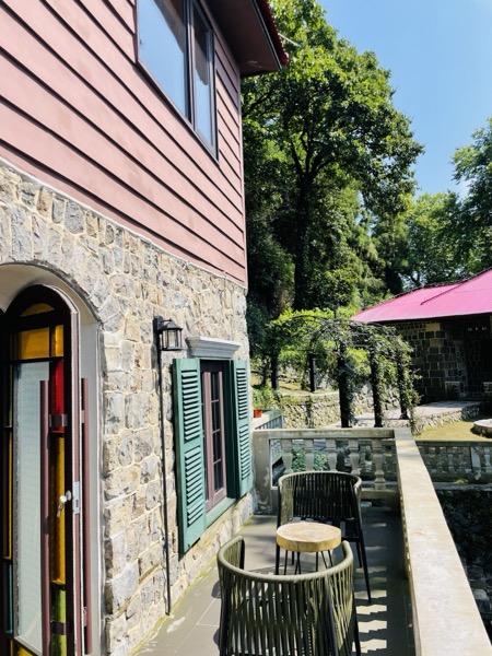 白云深处府邸民宿（莫干山风景名胜区店） · 府邸▪露台山景大床房【超大露台】