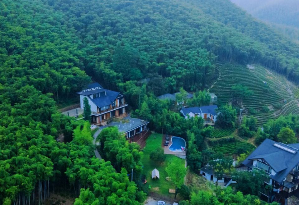莫干山翠竹园·天真疗愈度假民宿 — 外观实拍，独栋包栋 可住 30 人