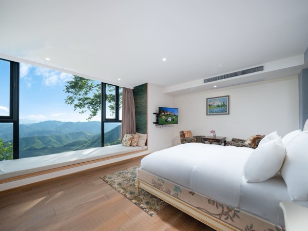 莫干山皇后饭店·松坞别墅群 · 竹林山景双卧家庭套房+落地窗|日落美景