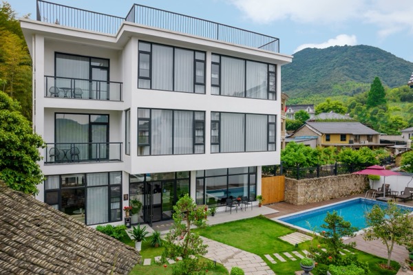 莫干山·米畔MiPan轻奢美宿（庾村景区店） · 6房包栋-现代轻奢风-泳池KTV麻将台球