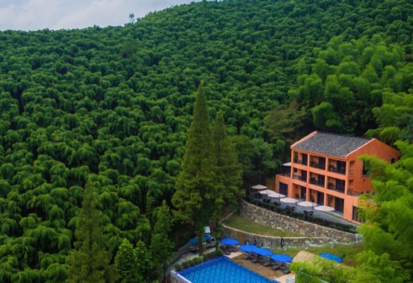 莫干山尚坡HotSpring温泉度假别墅 · 独栋包栋 — 外观，可住 14 人