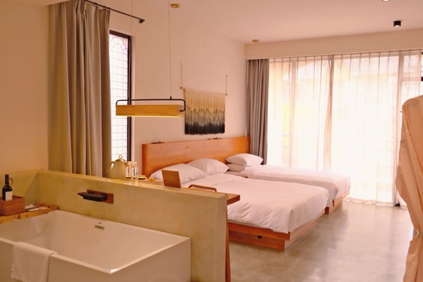 莫干山一千零七夜·网球主题度假民宿 · 1003航海家·亲子房【露台+浴缸】