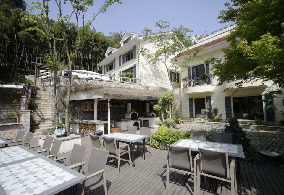 YOU HOUSE·莫干有家民宿（莫干山风景区店） — 外观实拍，独栋包栋 可住 44 人
